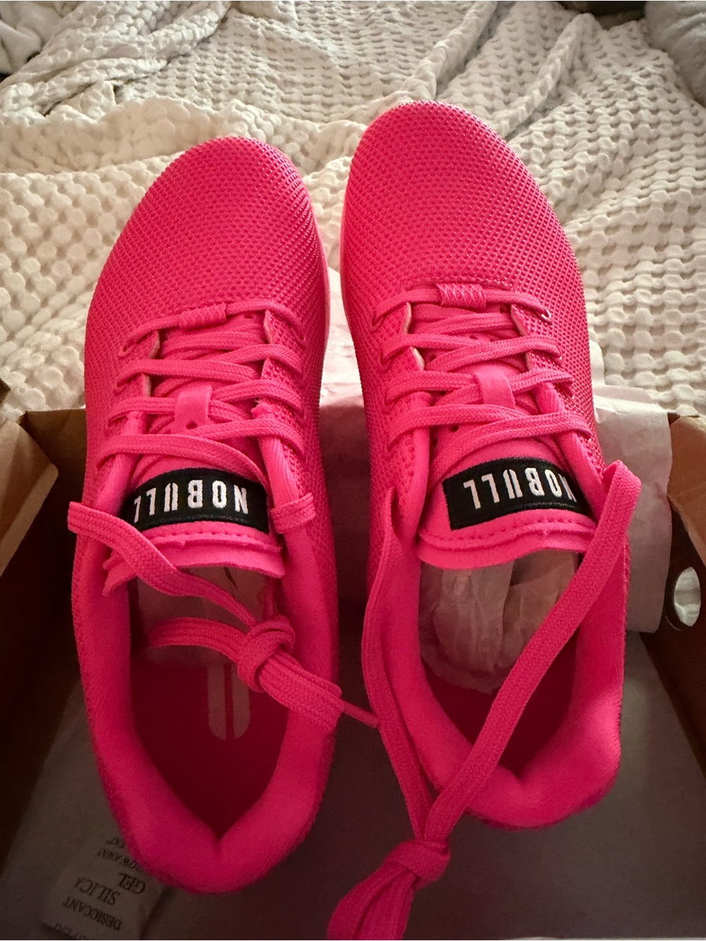 Nobull Women's Outwork training Sneakers - neon Pink (brand new in box) size 8.5